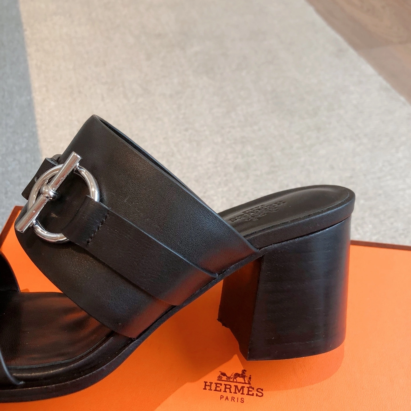 COCO-- H5r75s H251210Z 02 cowhide Heel height：6.5CM item:E-X002C2323